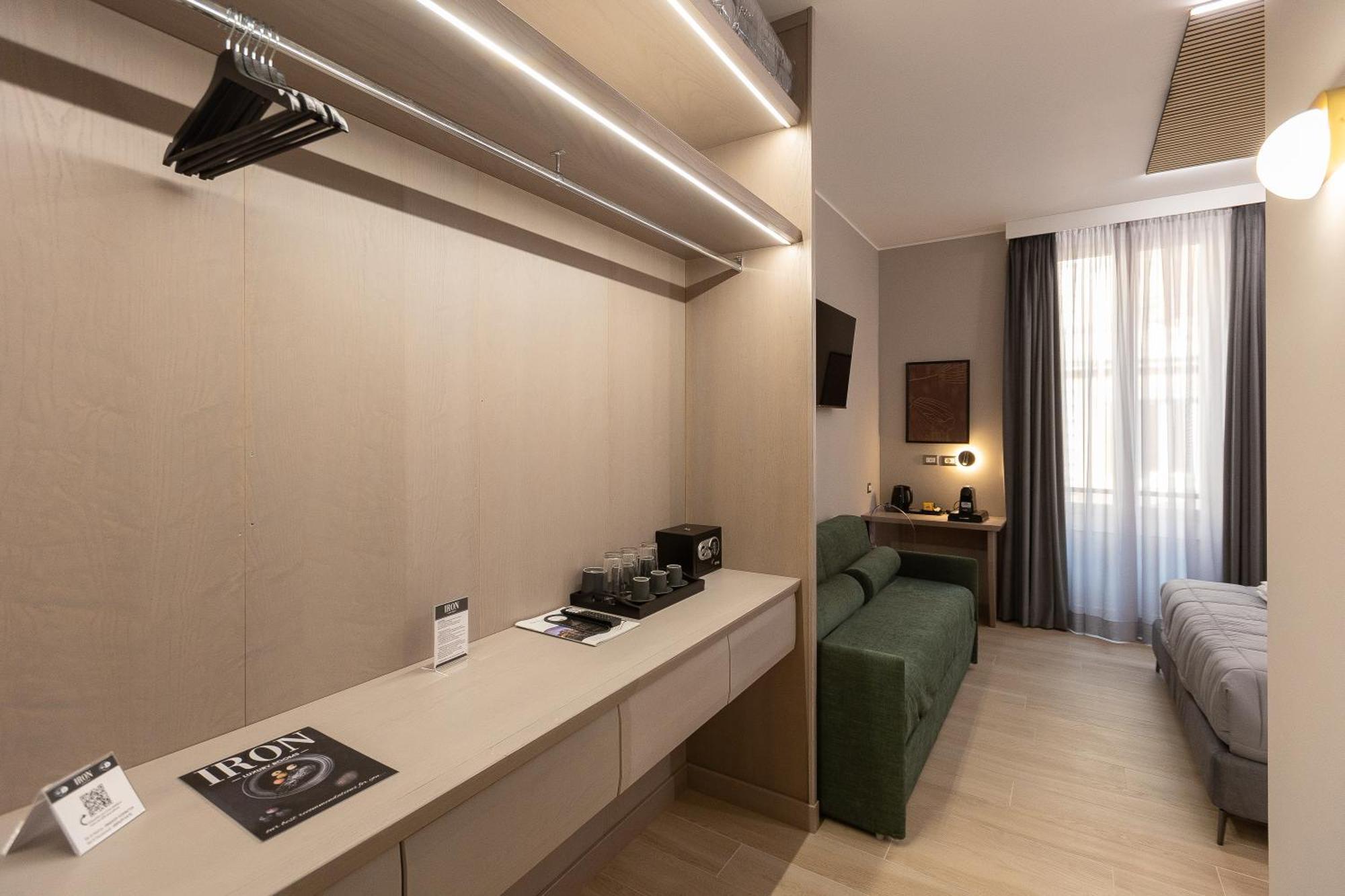 Iron Luxury Rooms Roma Dış mekan fotoğraf